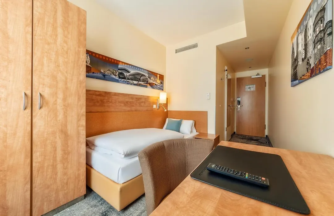 Cityclass Hotel Am Dom-1