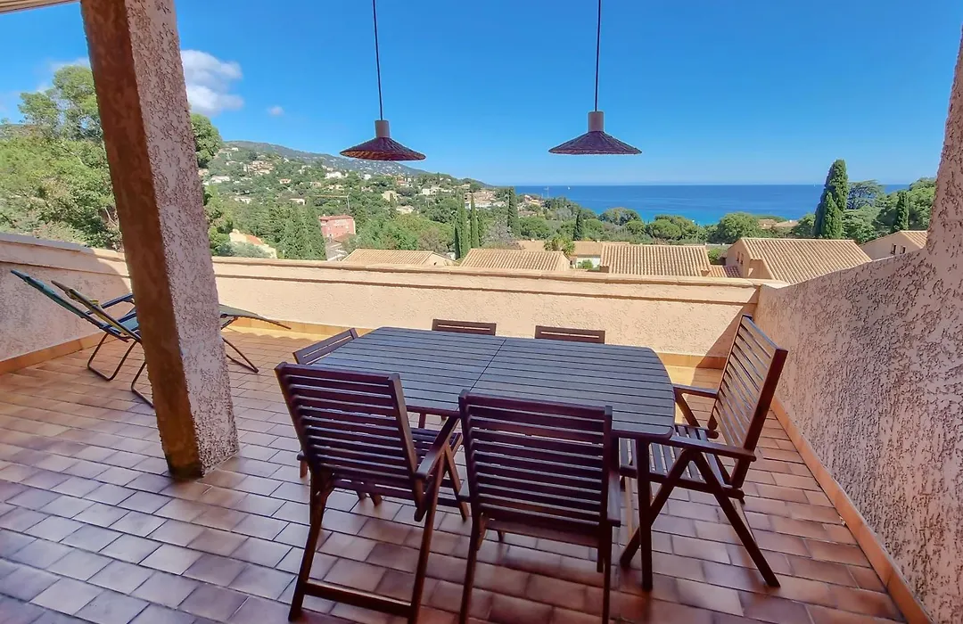 Le Grand Bleu - T4 avec garage - Wifi - Vue mer-1