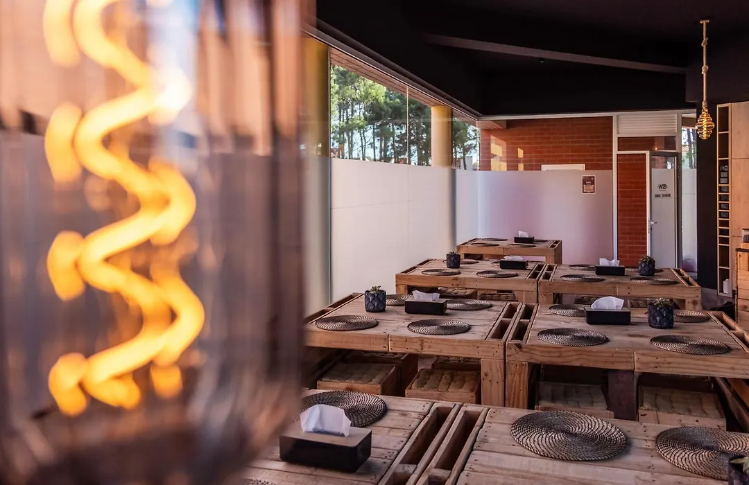 Golden Waves Surf And Yoga Lodge-1