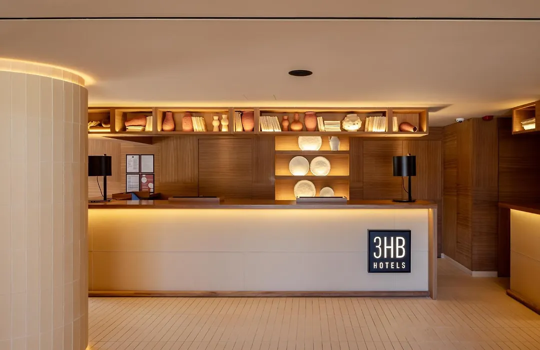 3HB Falesia Beach-1