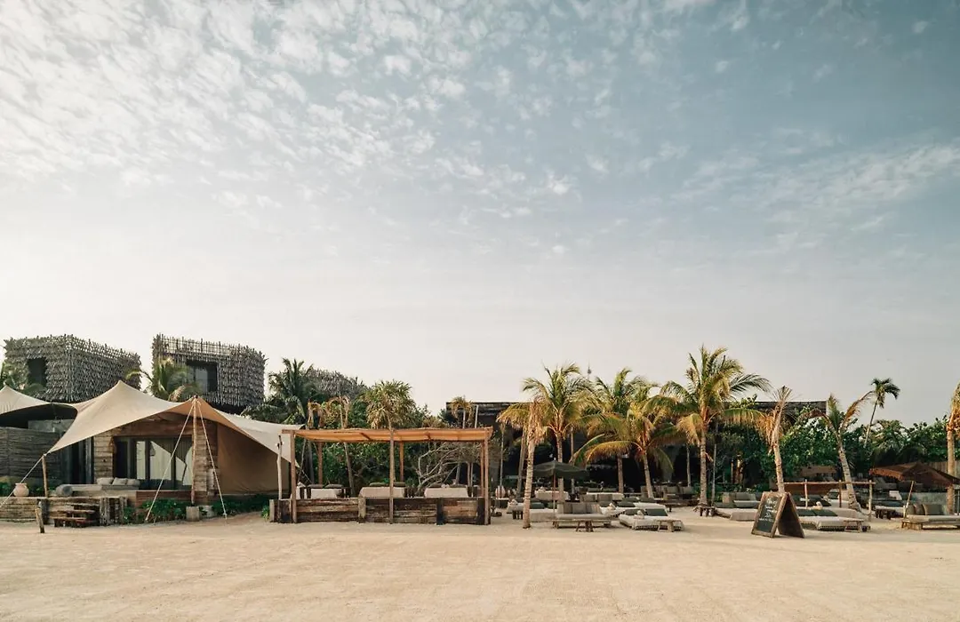 Nomade Temple Holbox-1
