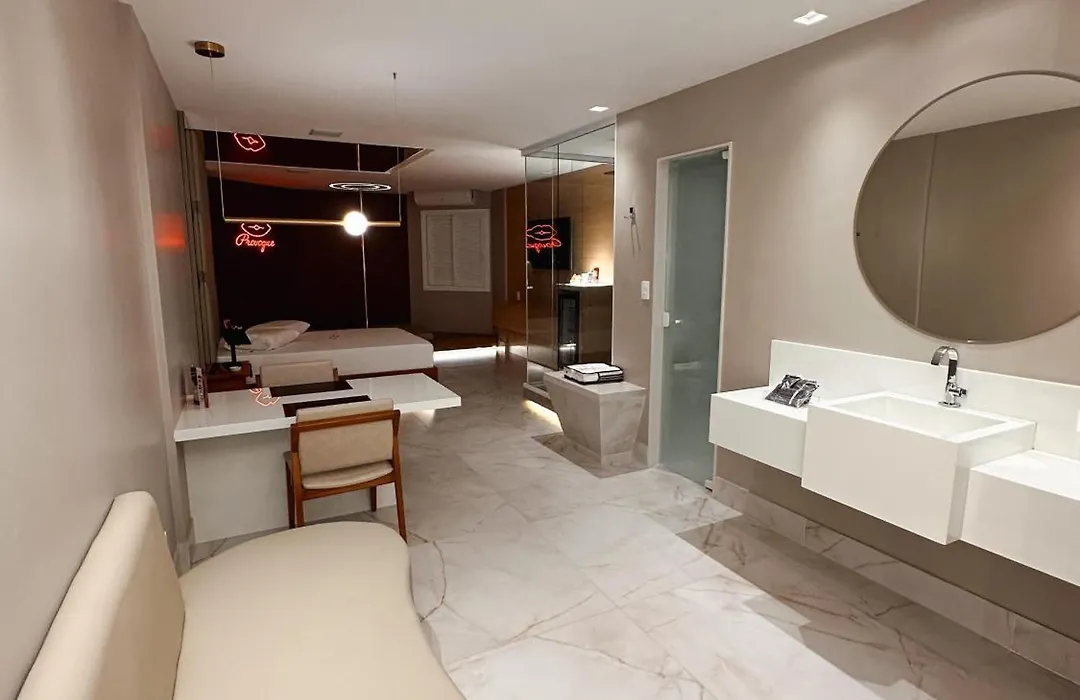 Motel Decameron (Adults Only)-1