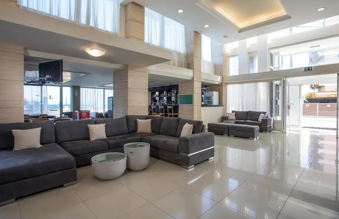 Hotel Riviera-1