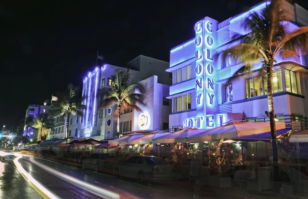 Colony Hotel-1