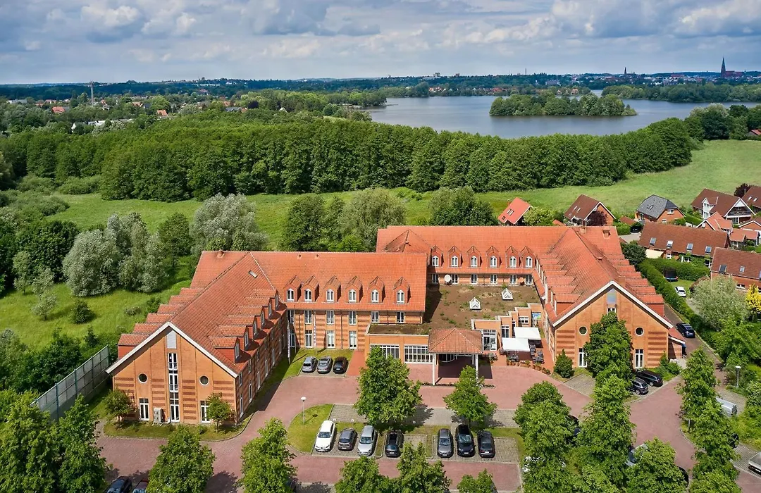 Courtyard By Marriott Schwerin-1