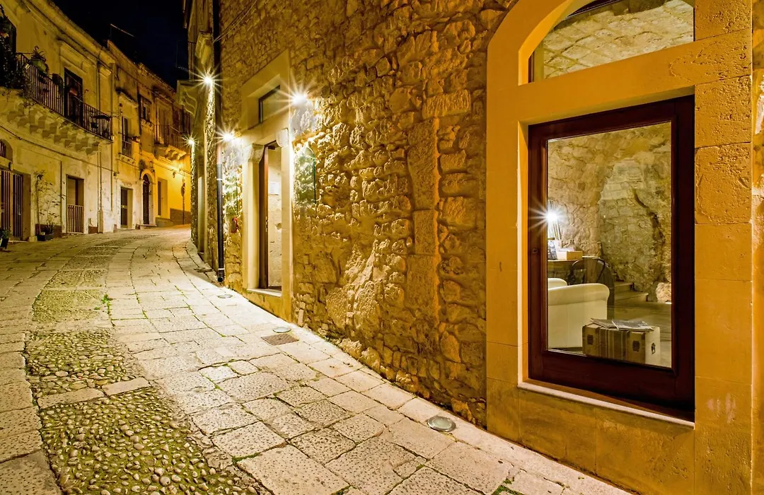 Locanda Don Serafino Historical Boutique Hotel-1