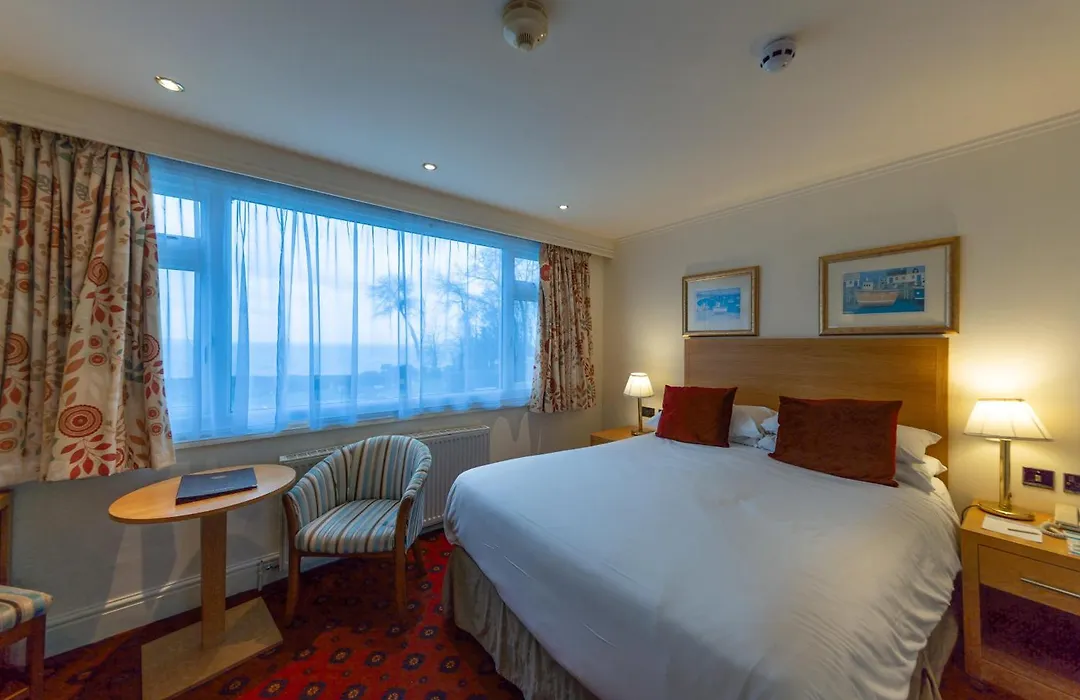 Langstone Cliff Hotel-1