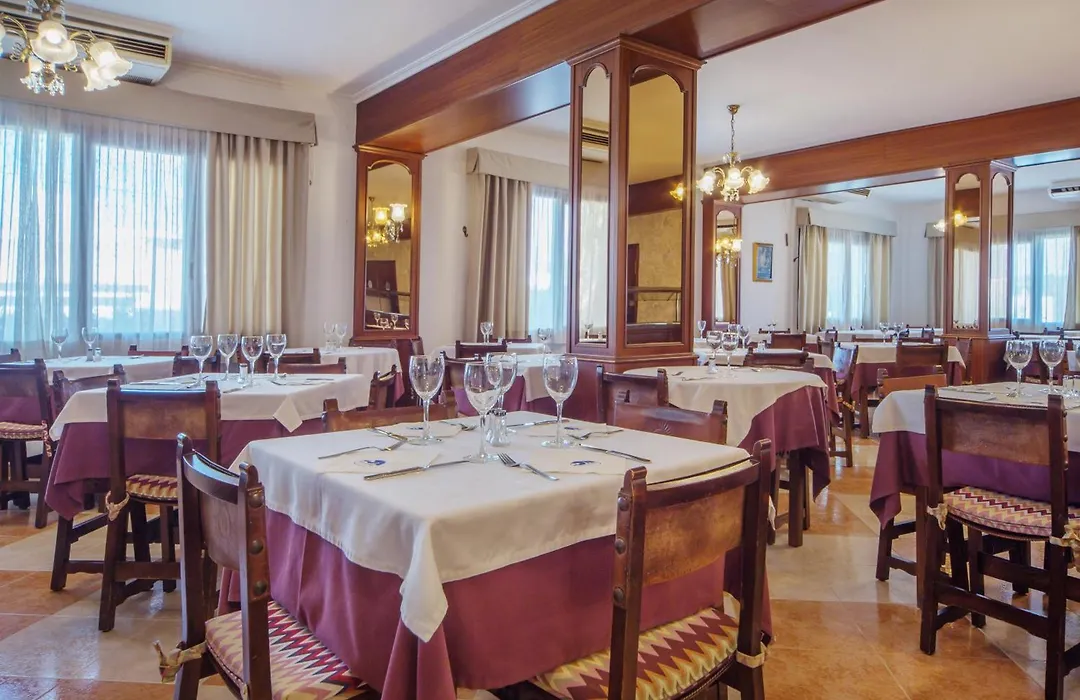 Hotel Ses Puntetes-1