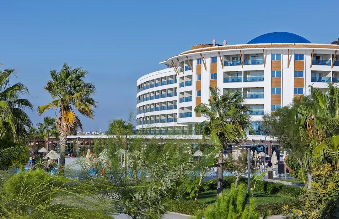 Aquasis De Luxe Resort & Spa-1
