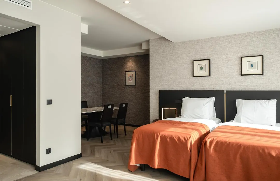 Hyllit Hotel-1