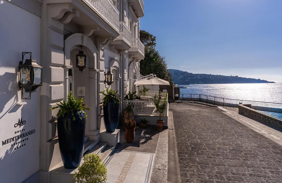 Hotel Mediterraneo Sorrento-1