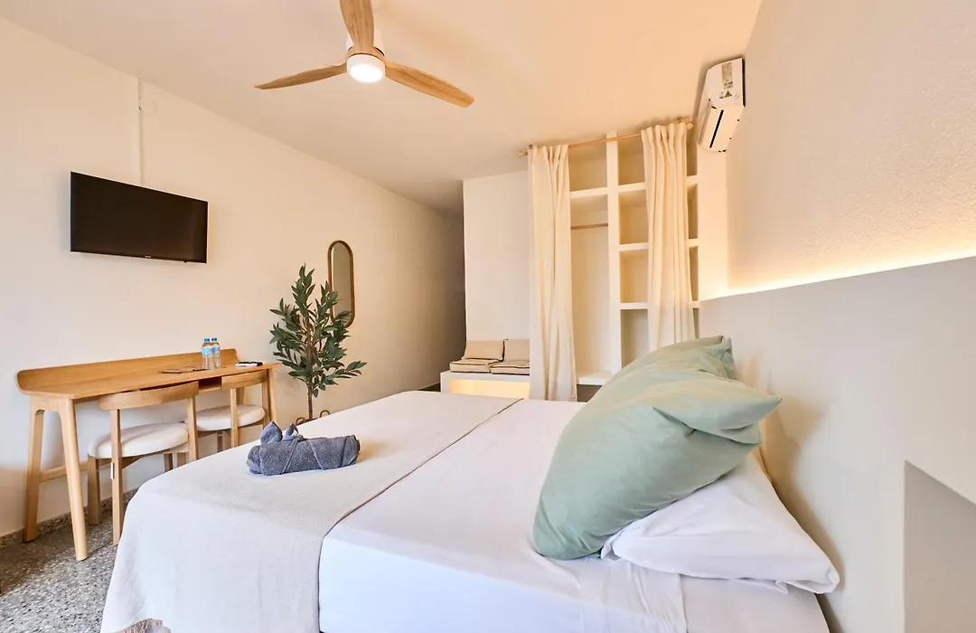 Hotel S'Algaret-1