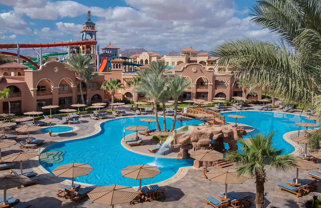 Charmillion Gardens Aquapark-1