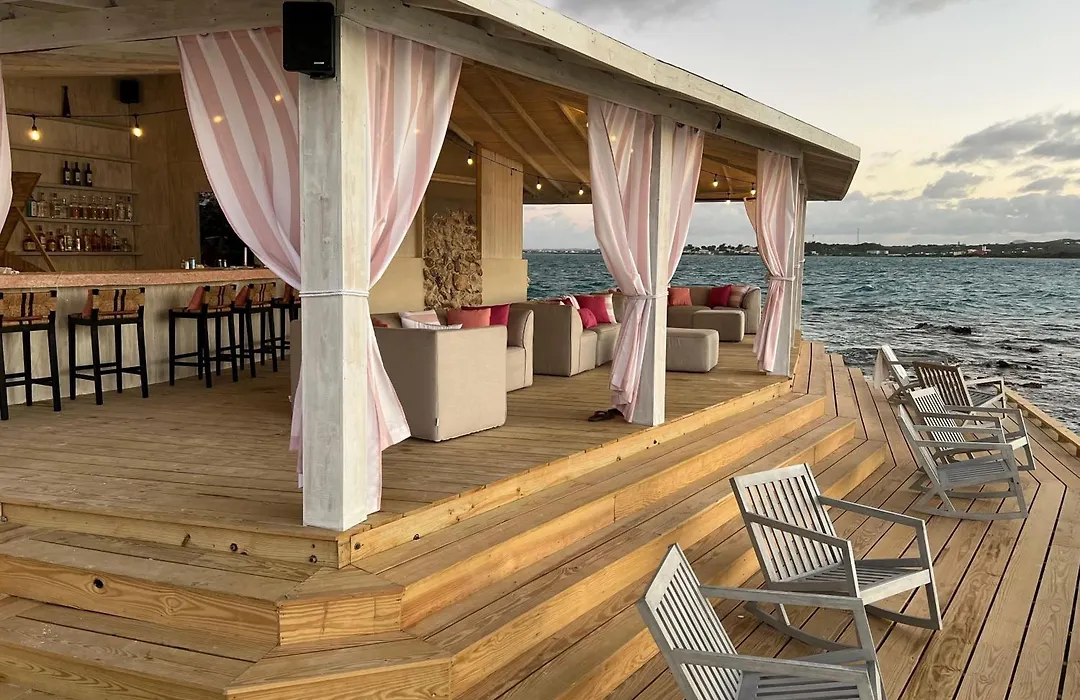 Hodges Bay Resort & Spa, An Hq Luxury Resort & Residences-1