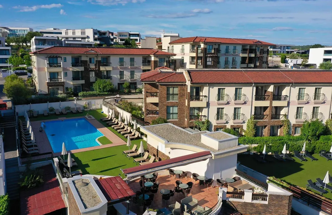Blue Waves Resort-1