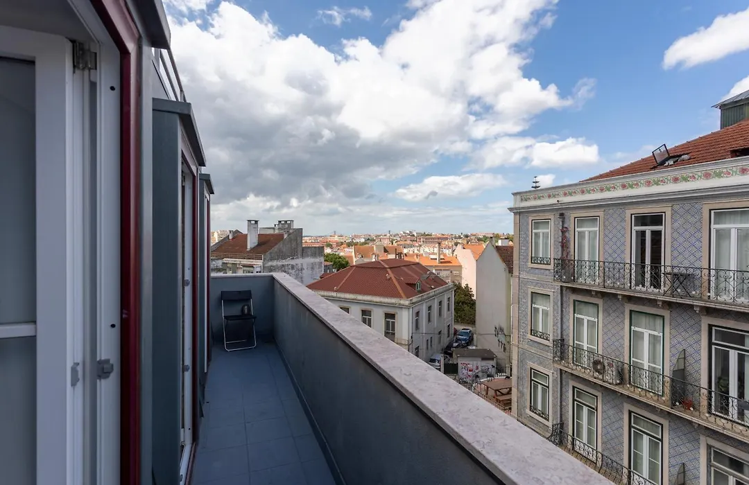 Lisbon Poets Inn-1