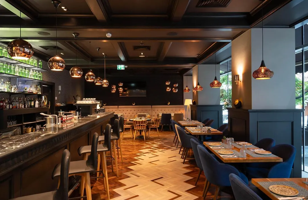 Park Inn By Radisson Bucharest Hotel & Residence-1