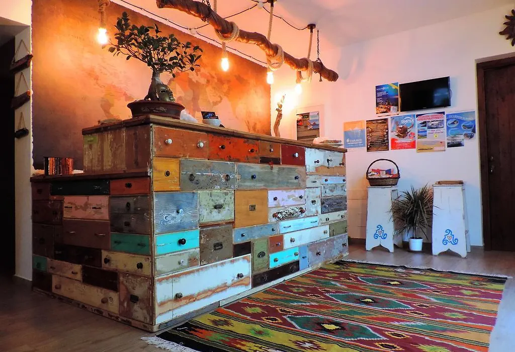 Timbuktu Hostel-1