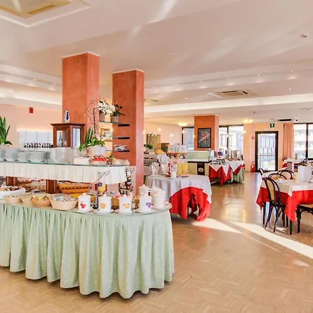 Hotel Spiaggia-3