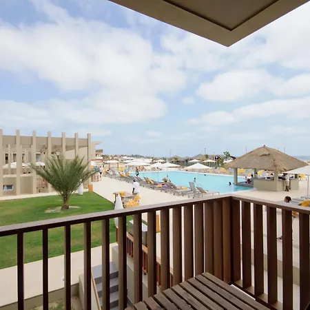 Oasis Salinas Sea-3