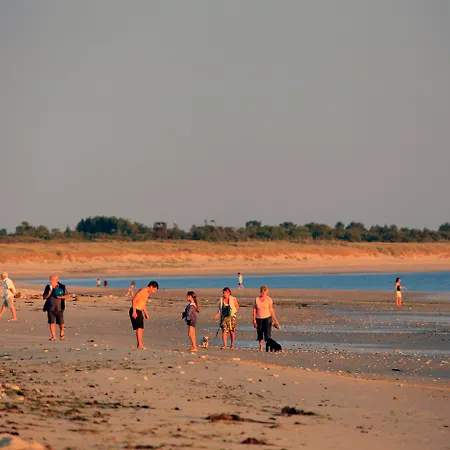 Terres de France - Les Hameaux des Marines-2