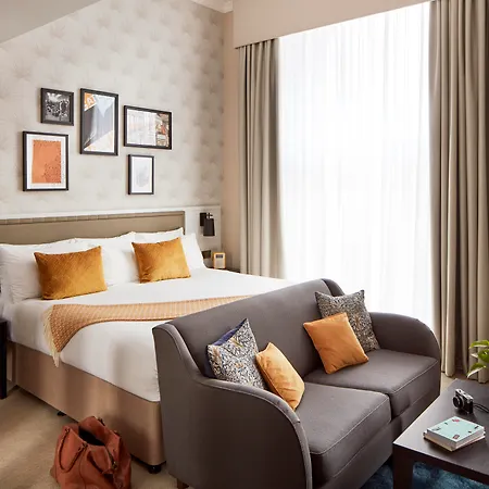 The Clermont London, Victoria-3