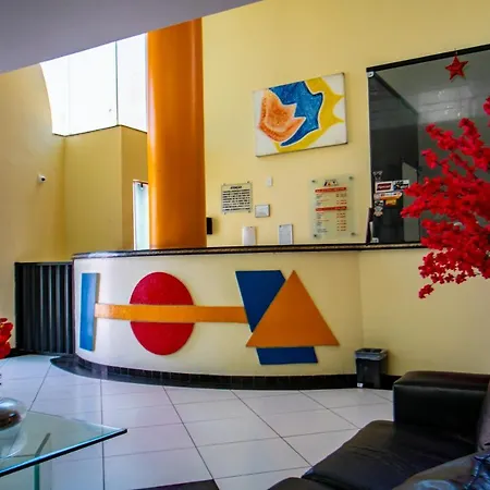 Hotel Piramide Pituba - Rua Pernambuco-3