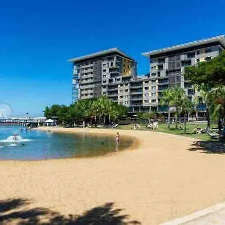 Luxury Waterfront Apartment-2