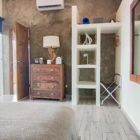 Saboga Lodge (Adults Only)-3