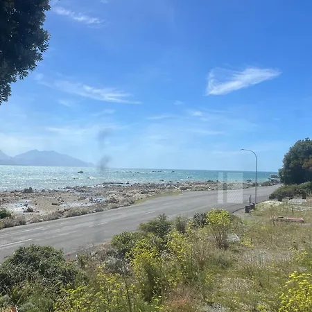 Kaikoura Seaside Lodge-2