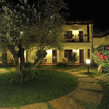 Country Hotel Vessus-2