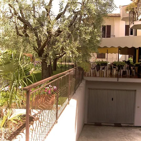 Hotel Azzurra-3