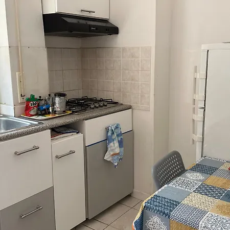 Al Porto Di Roma B&B-3