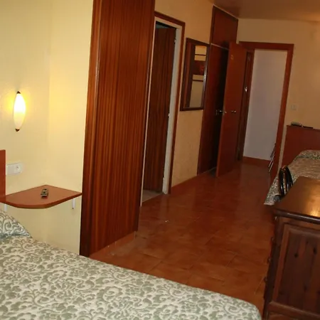 Hotel la Masia-3