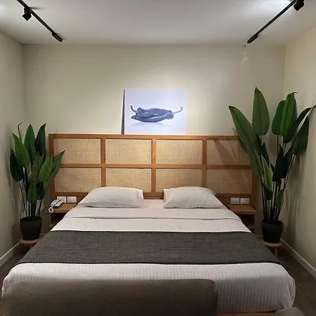 Suite 69-2