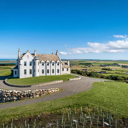 House Of The Northern Gate - A Luxury Baronial House That Sleeps 18 Guests In 9 Bedrooms-3