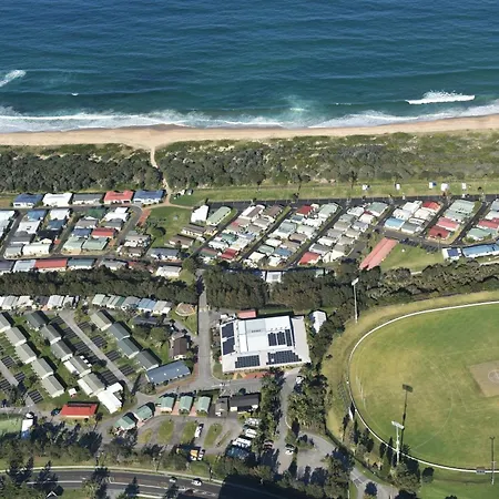 Wollongong Surf Leisure Resort-3