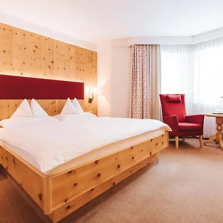 Superior Hotel Schneider Ski-In & Ski-Out-2