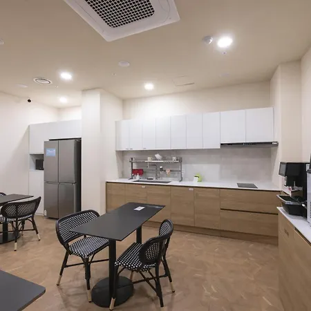 H-Avenue Hotel Haeundae-3