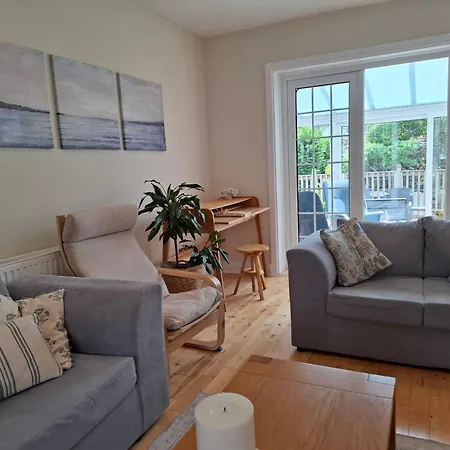 Panorama House - 400M From Sandbanks Beach-2
