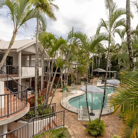 Outrigger Bay-2