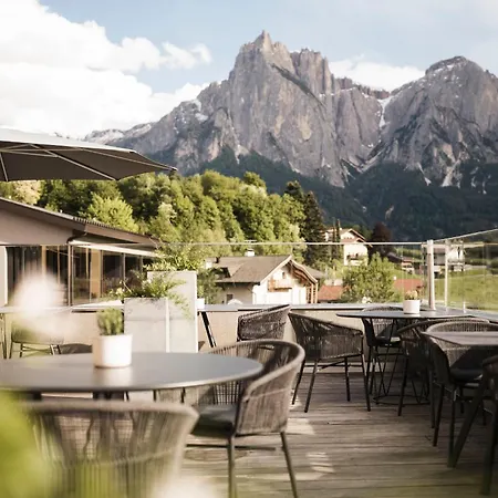 Hotel Alpenflora-2