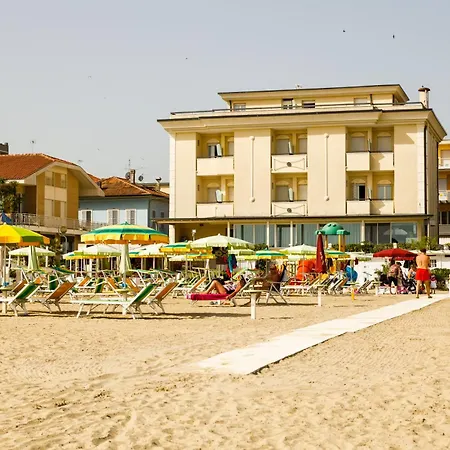 Albergo Roma Spiaggia-3