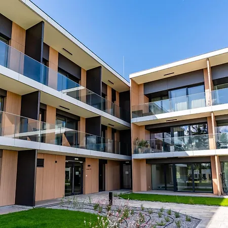 Omega Lake Apartments-3