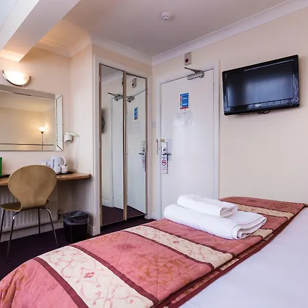 The Gardens Hotel-2