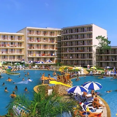 Vita Park Hotel & Aqua Park-3