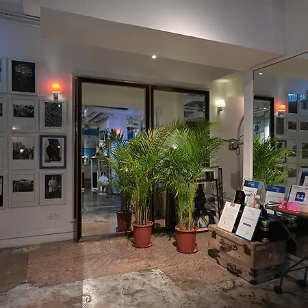 Mini Hotel Causeway Bay-3