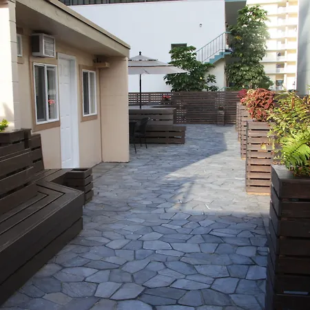 The Beach Waikiki Boutique Hostel-2