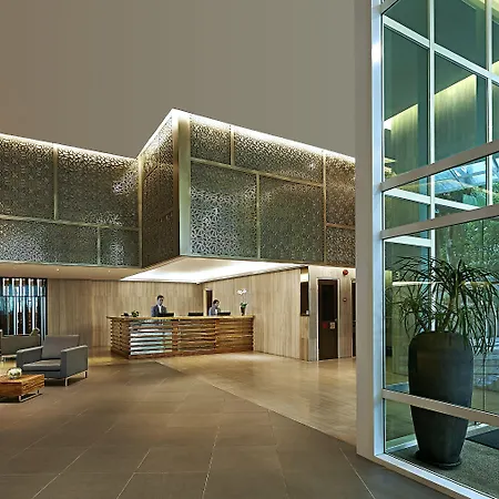 Oasia Suites Kuala Lumpur By Far East Hospitality-3