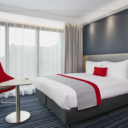 Holiday Inn Express Dublin City Centre By Ihg-3